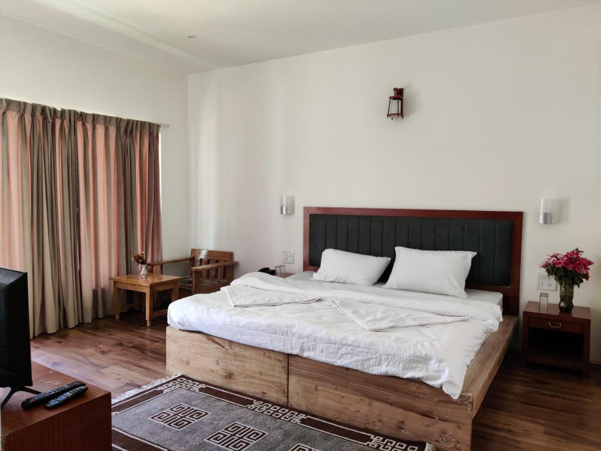Rock Castle Residency Hotel เลห์ ภายนอก รูปภาพ