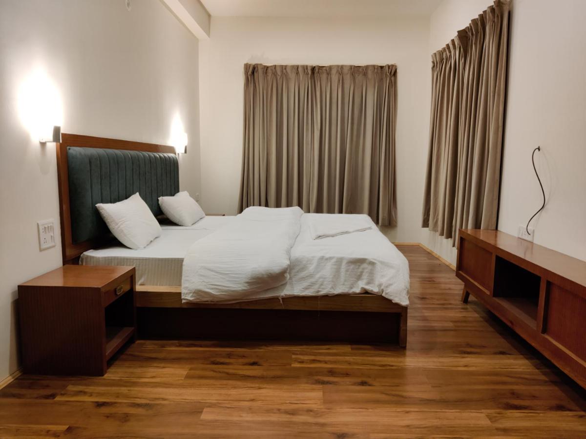 Rock Castle Residency Hotel เลห์ ภายนอก รูปภาพ