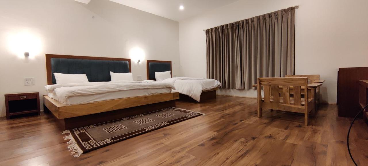 Rock Castle Residency Hotel เลห์ ภายนอก รูปภาพ